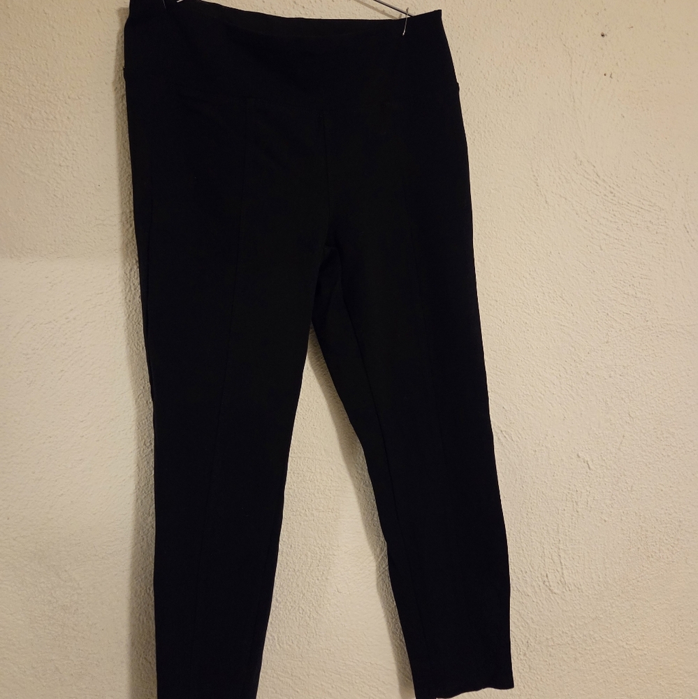 Style & Co. Women's Black Cropped Pants